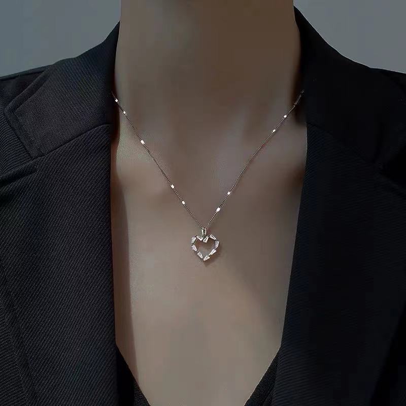 All-matching High-grade Non-fading Niche Temperament Clavicle Chain