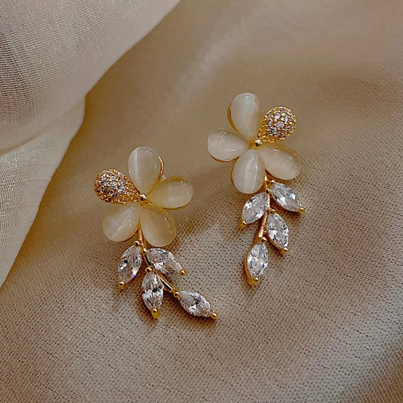 Exquisite Flower Zircon Stud Earrings For Women Leaves Geometric Rhinestone Earring Girl Party Birthday Christmas Jewelry Gifts