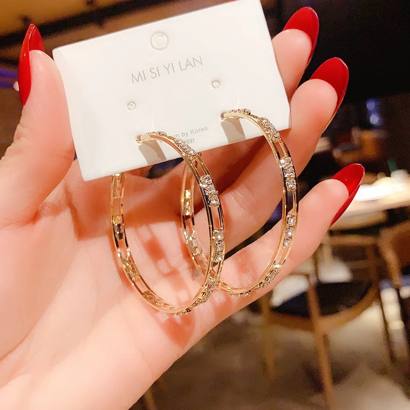 Luxury Female Big White Round Hoop Earrings Fashion Gold Color Color Wedding Earrings Double Zircon Stone Earrings For Women