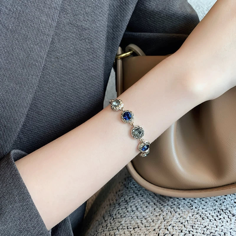 INS Retro Special-Interest Design Fancy Women's Bracelet