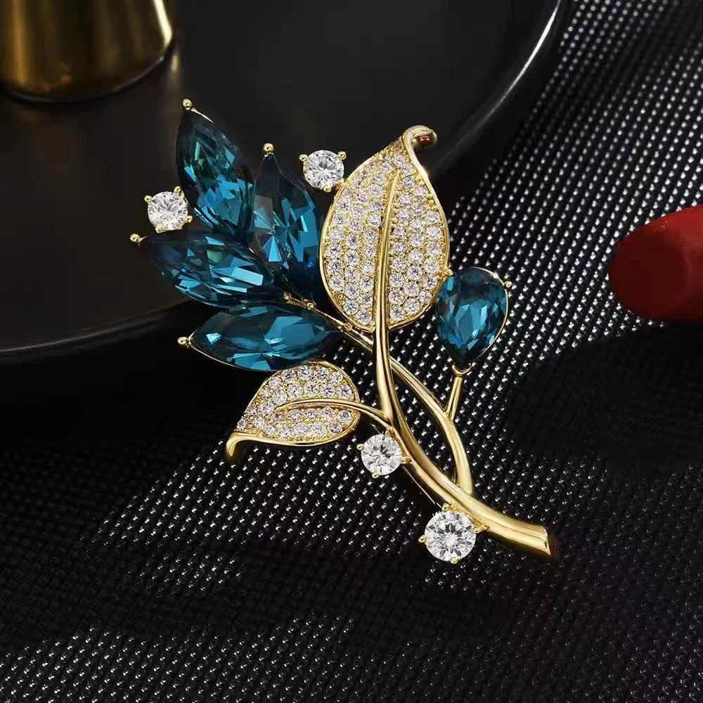 Rhinestone Peacock Bird Brooches Pins Jewelry Banquet Christmas Elegant Coat Pin Jewelry Accessories and Gifts