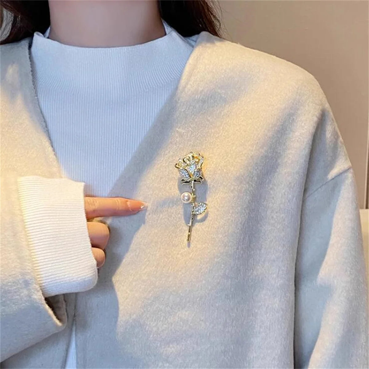 Exquisite Rose Brooch For Men And Women, Romantic And Fashionable Jewelry Shirt, Suit Backpack Accessories, Birthday Party Gifts