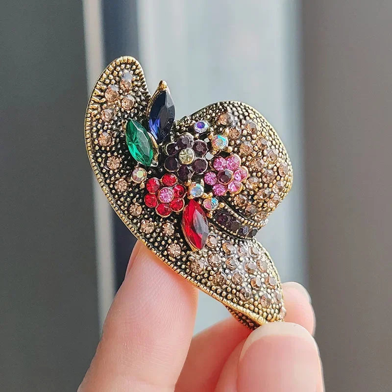 Exquisite Crystal Sun Hat Brooch for Men and Women Fashion Shirt Badge Collar Lapel Pin Jewelry