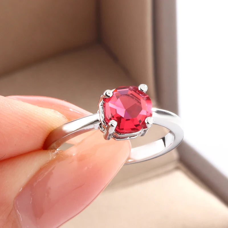 Stylish AAA Cubic Zirconia Red Crystal Ring Women's Wedding Anniversary Party Ring High Quality Finger Accessories New Jewelry