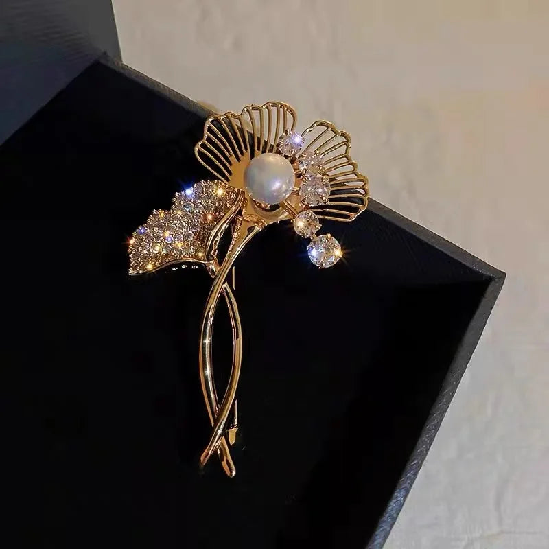 Rhinestone Peacock Bird Brooches Pins Jewelry Banquet Christmas Elegant Coat Pin Jewelry Accessories and Gifts