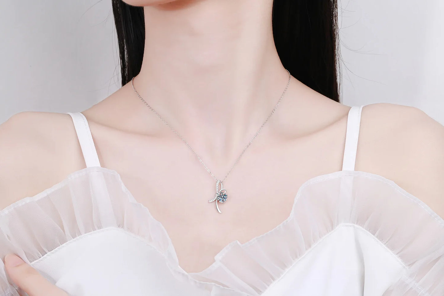 1ct Real Moissanite Diamond Bowknot Pendants Necklaces for Women Sweet Romantic S925 Sterling Silver Clavicle Chain Grils Gifts