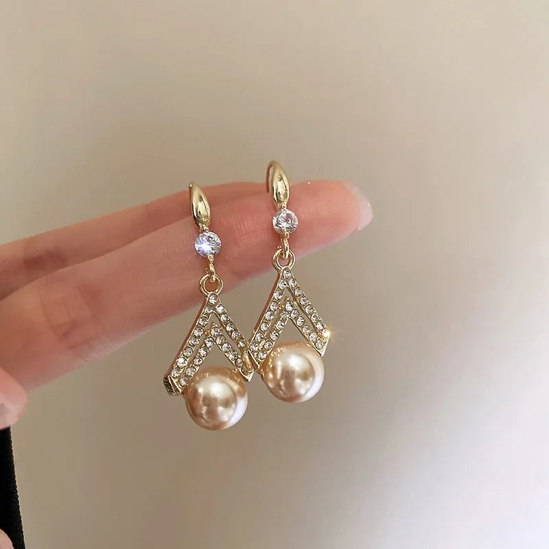 Fashion Luxury Jewelry Pearl Dangle Earrings Women Wedding Party Gifts korean style Earring women Pierced Ears Popular Products