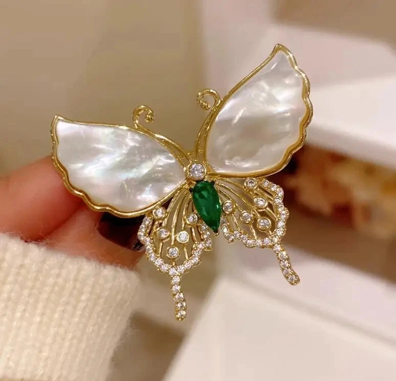 Luxury Lily Flower Brooches Women's Exquisite Crystal Bouquet Plant Corsage Pin Suit Jewelry Accessories