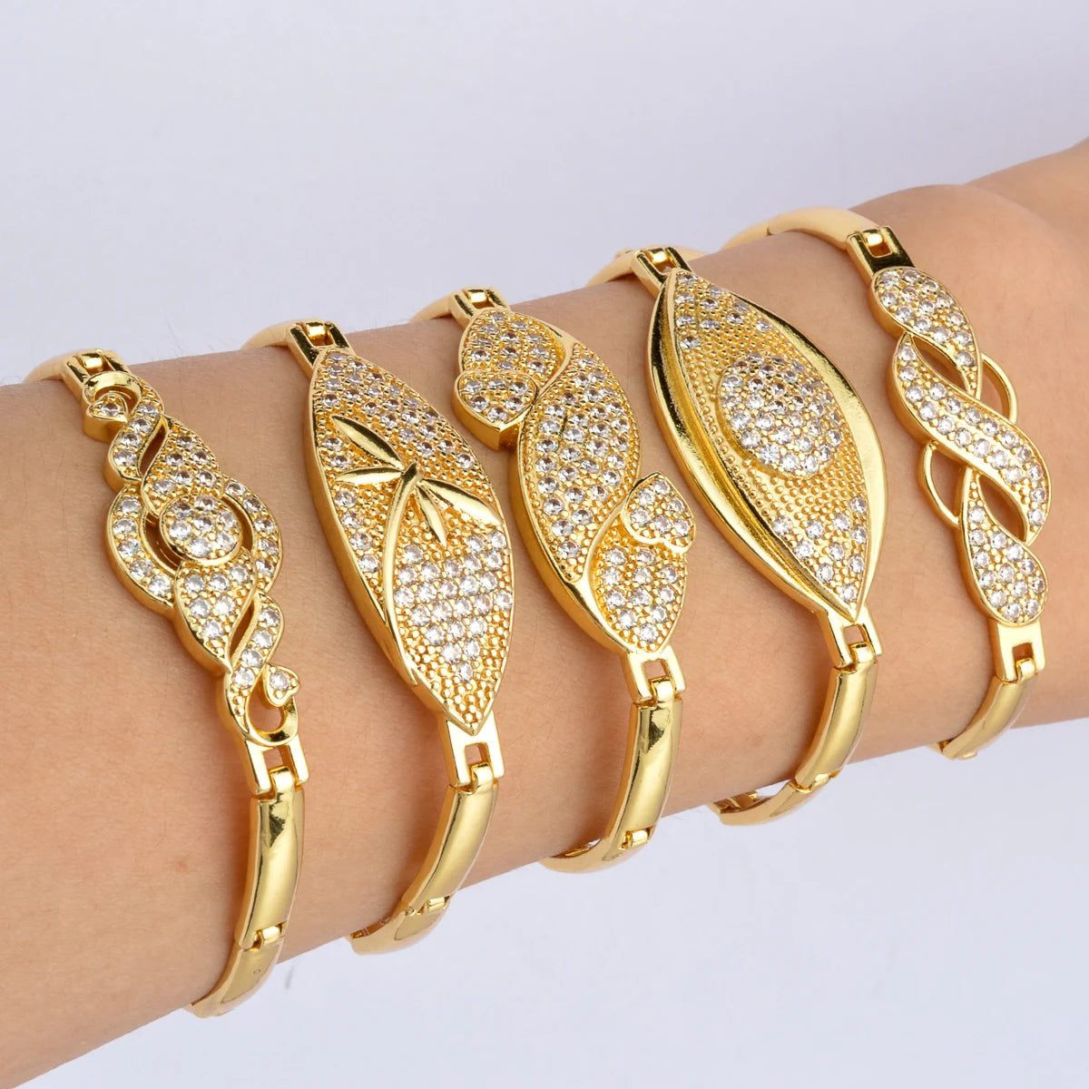 Fashion Luxurious Gold Plated Bangle for Women Crystal Shiny Adjustable Opening Chain Bracelets Punk Bangle Fashion Jewelry