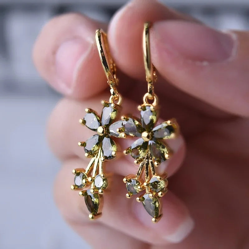 Luxury Gold Color Flower Shape Women Drop Earrings Inlaid Shiny Multicolour Cubic Zirconia Top Quality Fashion Banquet Jewelry