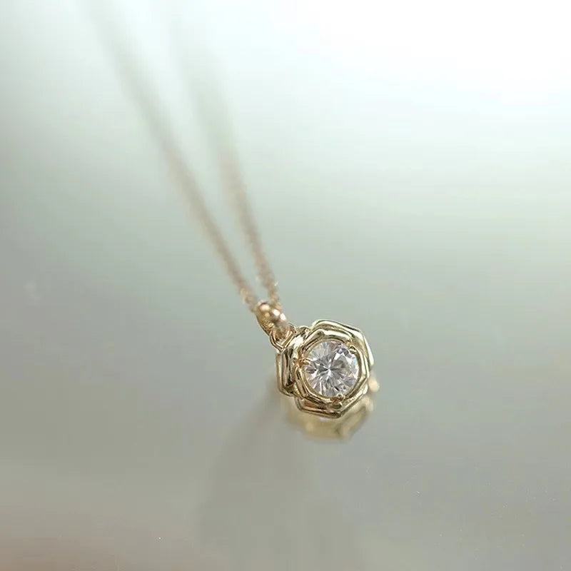 Jkeli 925 Sterling Silver Plated 14k Gold Shiny Zircon Flower Necklace for Women Girl Korean Temperament Exquisite Jewelry Gifts