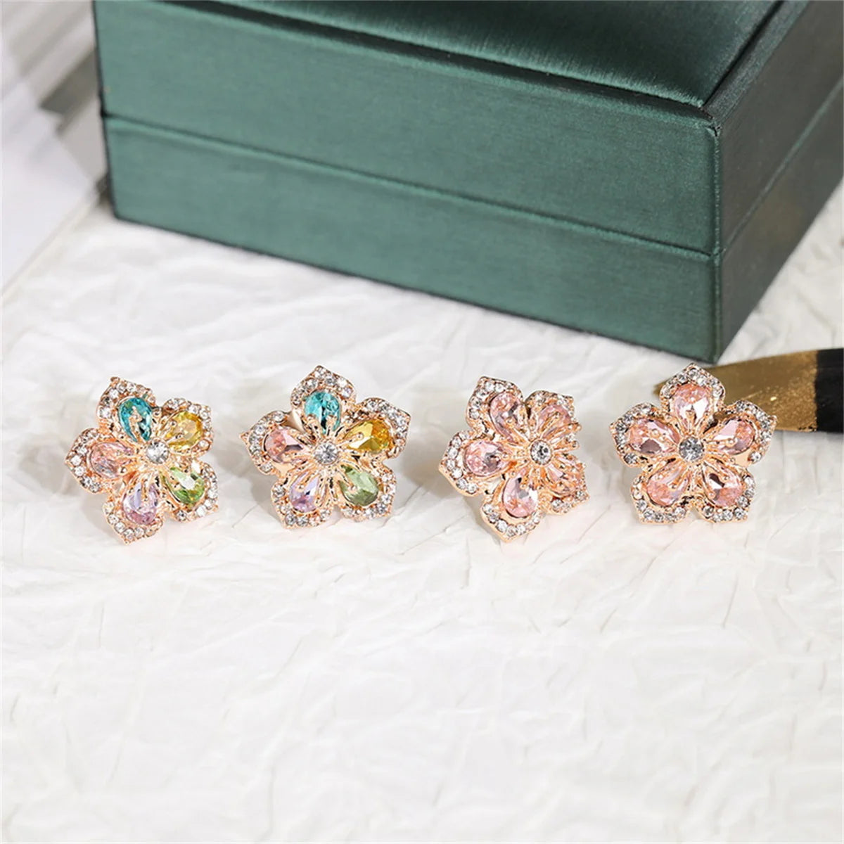 Korean Light Luxury Crystal Flower Earrings for Women Pink Sweet Cherry Blossom Zircon Earrings Girls Party Jewelry Bijoux Gifts