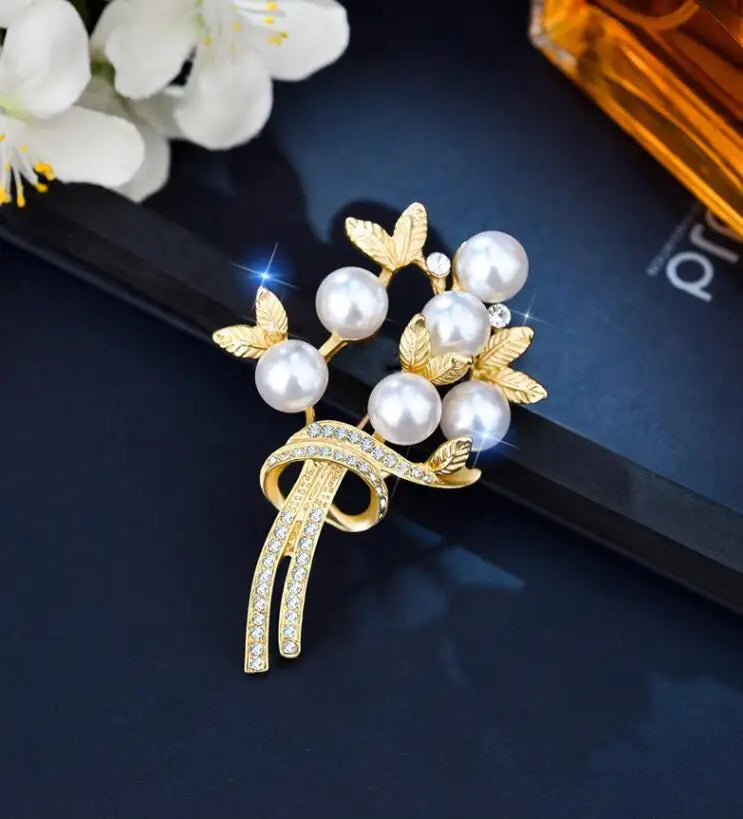 Golden Tulip Flower Imitation Pearl Brooch Shiny CZ Full Of Rhinestone Women's Brooches Metal Pins Party Badge Jewelry Gifts