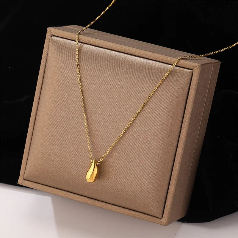 Fashion Luxury 316L Titanium Steel Heart Love Flower Square Necklace  Pendant Neck Chain Girl Jewelry