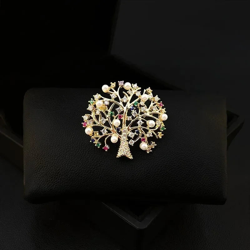 Exquisite Crystal Sun Hat Brooch for Men and Women Fashion Shirt Badge Collar Lapel Pin Jewelry