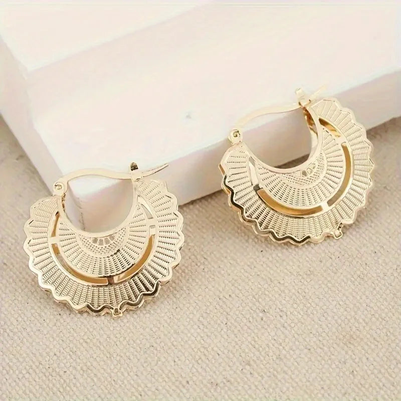 Fashion Hip Hop Rock Hoop Earrings for Women's Earring Gold Copper Plated Circle Heart Earrings Wedding Jewelry Accessroies Gift