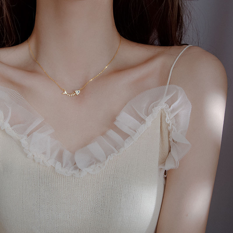 All-matching High-grade Non-fading Niche Temperament Clavicle Chain